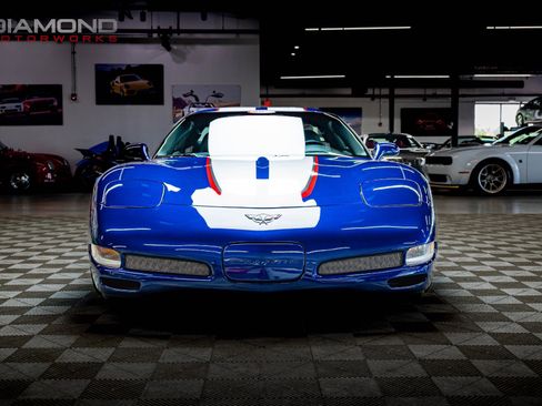 Used 2004 Chevrolet Corvette Z06 w/ Z06 Preferred Equipment Group RWD image 15