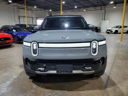Used 2024 Rivian R1S Adventure AWD/4WD image 19