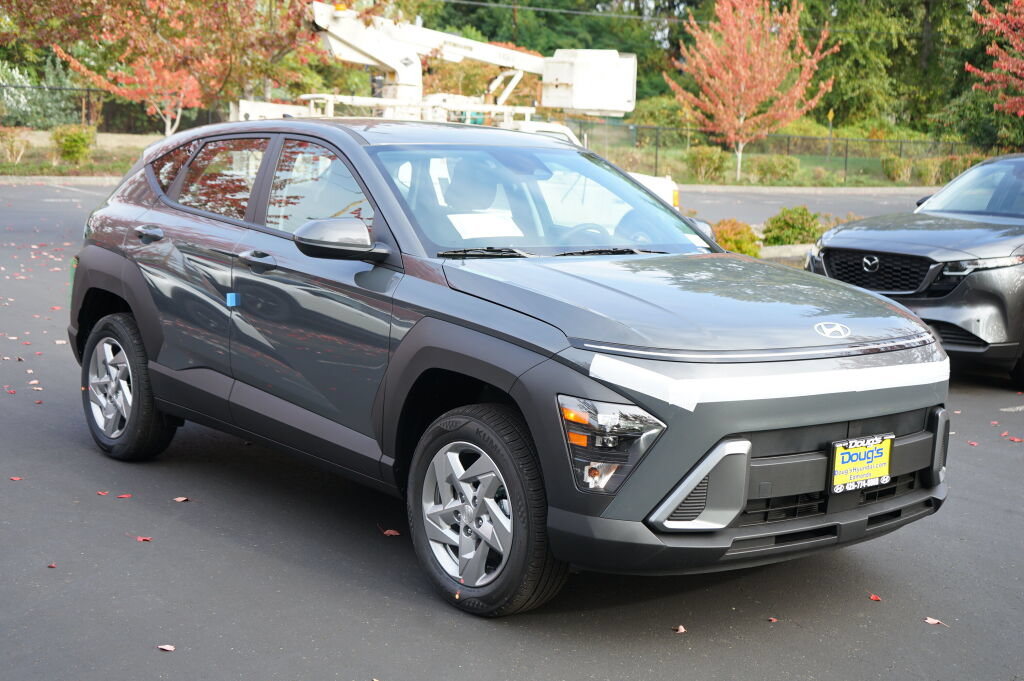 New 2027 Hyundai Kona SE AWD/4WD image 3