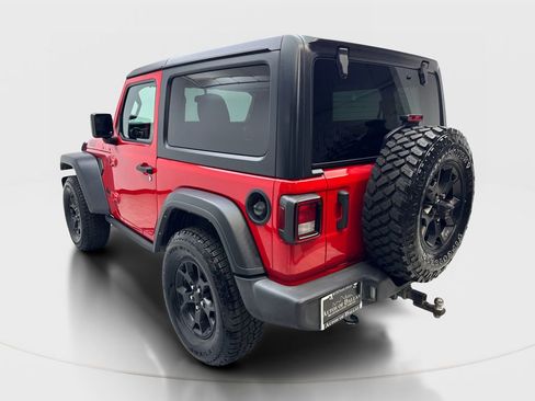 Used 2021 Jeep Wrangler Sport AWD/4WD image 9
