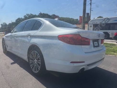 Used 2019 BMW 530i w/ Convenience Package RWD image 4