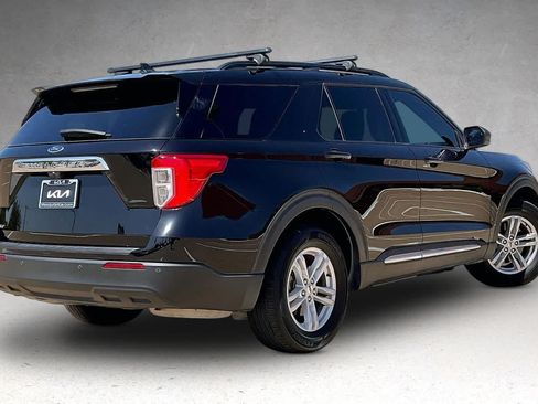 Used 2023 Ford Explorer XLT RWD image 21
