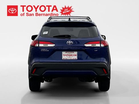 Certified 2025 Toyota Corolla Cross LE FWD image 4