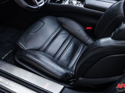 Used 2016 Mercedes-Benz SL 63 AMG AMG SL 63 w/ Driver Assistance Package image 69