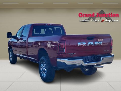 New 2026 RAM 2500 Big Horn AWD/4WD image 6
