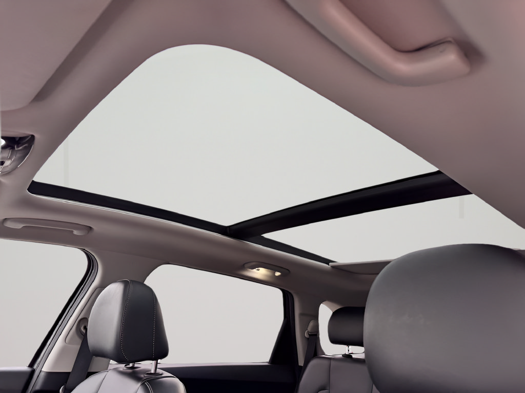 Used 2023 Kia Sorento S w/ Panoramic Sunroof Package FWD image 24