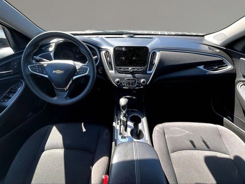 Used 2023 Chevrolet Malibu LT FWD image 7