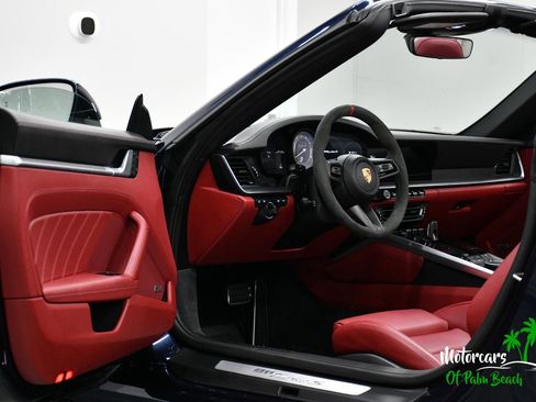 Used 2022 Porsche 911 Turbo S AWD/4WD image 38