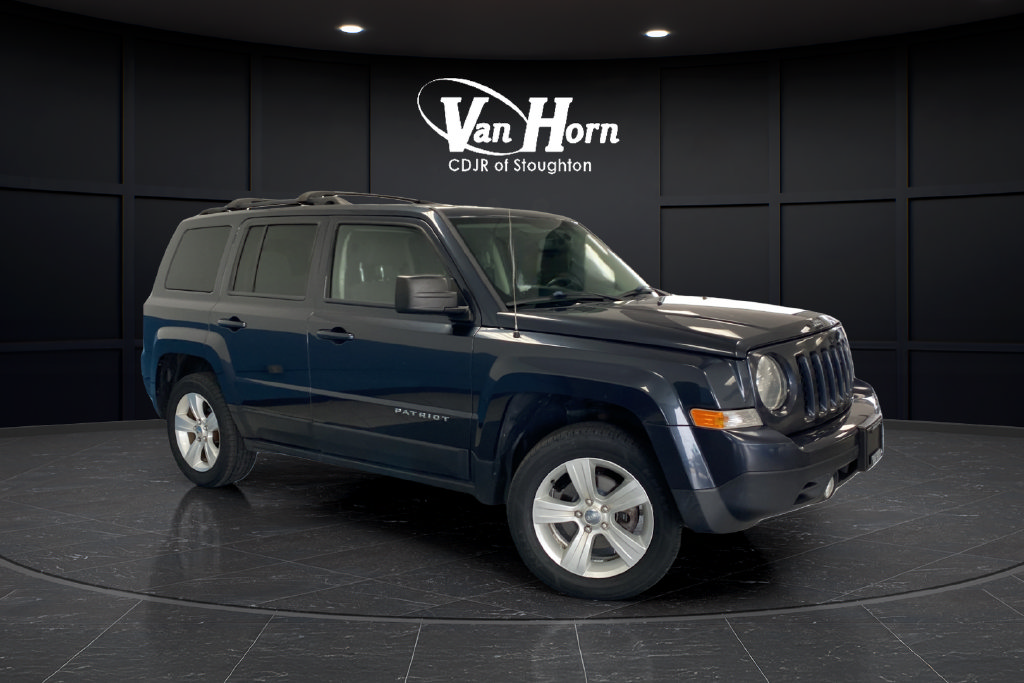 Used 2015 Jeep Patriot Latitude AWD/4WD image 1
