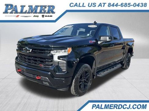 Used 2022 Chevrolet Silverado 1500 LT Trail Boss w/ Convenience Package II image 1