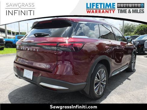 Used 2026 INFINITI QX60 Luxe w/ Cargo Package FWD image 9