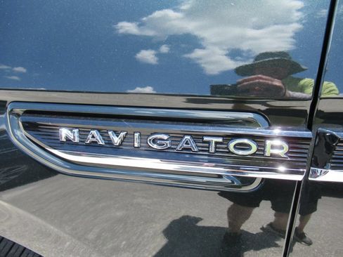 Used 2023 Lincoln Navigator L Black Label AWD/4WD image 4
