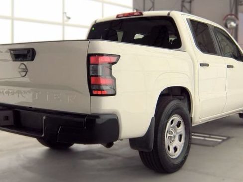 Used 2023 Nissan Frontier S w/ Technology Package RWD image 2