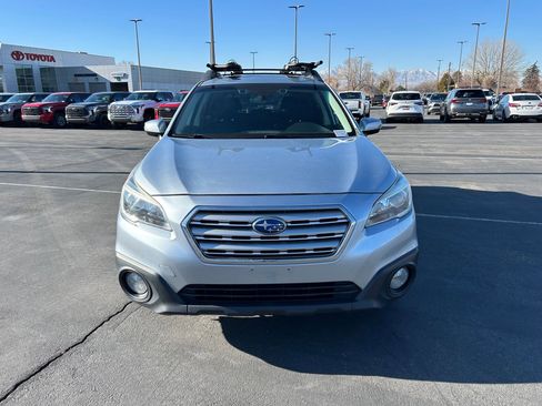 Used 2016 Subaru Outback 2.5i Premium image 8