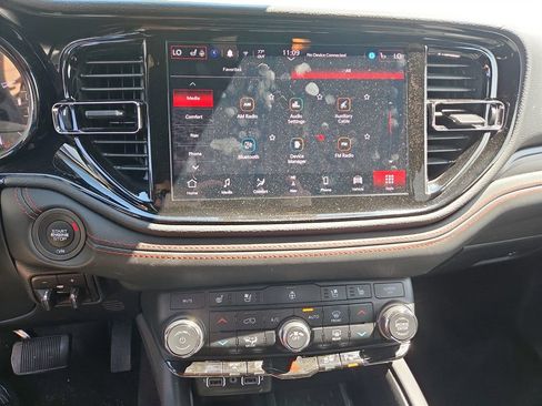 Used 2025 Dodge Durango R/T AWD/4WD image 15