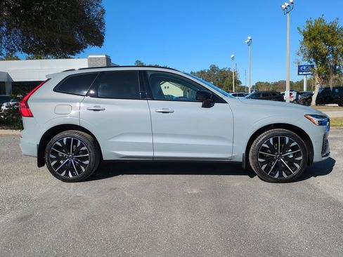 New 2026 Volvo XC60 B5 Ultra w/ Protection Package Premier image 3