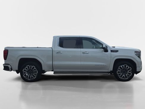 Used 2023 GMC Sierra 1500 Denali Ultimate AWD/4WD image 6