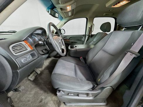 Used 2010 GMC Yukon SLE w/ Convenience Package image 21
