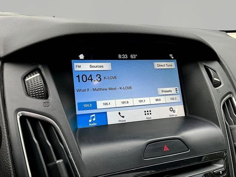 Used 2018 Ford Focus SEL FWD image 10