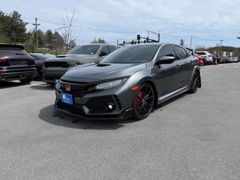 Used 2018 Honda Civic Type R image 3