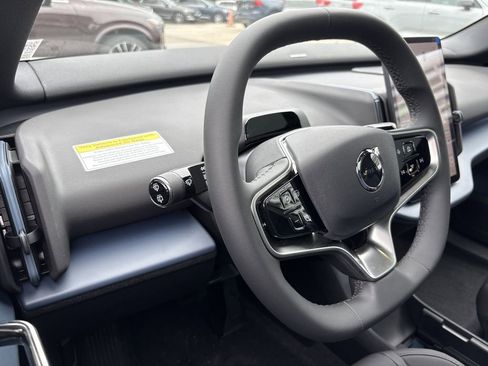 New 2026 Volvo EX30 Plus image 12