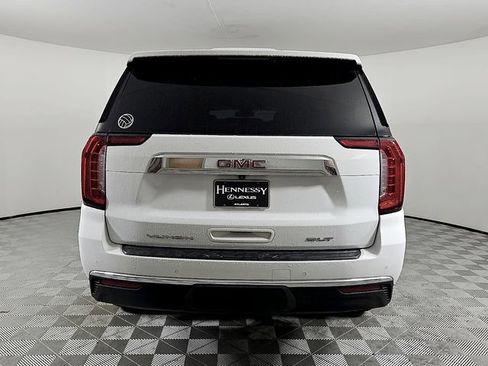 Used 2023 GMC Yukon XL SLT w/ SLT Premium Package RWD image 5