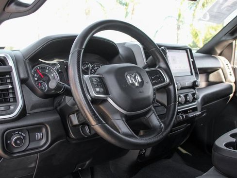 Used 2022 RAM 2500 Big Horn AWD/4WD image 17