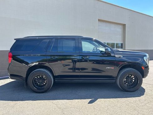 Used 2023 GMC Yukon AT4 w/ AT4 Premium Package AWD/4WD image 3