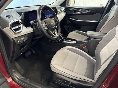 Certified 2024 Chevrolet TrailBlazer LT w/ Convenience Package image 11