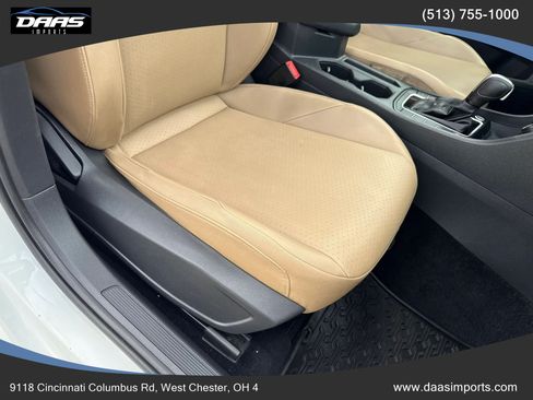 Used 2020 Volkswagen Jetta SE w/ SE Cold Weather Package FWD image 30