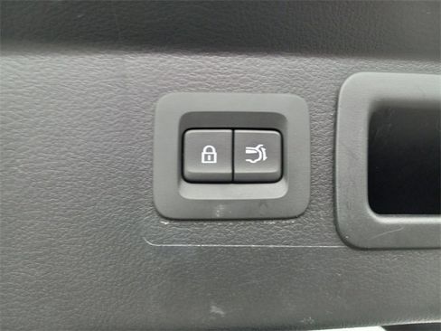 Used 2024 MAZDA CX-50 AWD 2.5 S w/ Preferred Package image 12