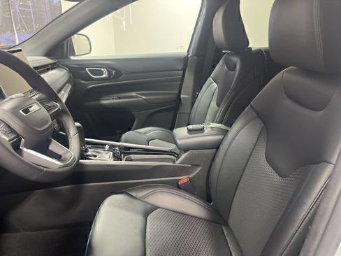 New 2026 Jeep Compass Latitude AWD/4WD image 8