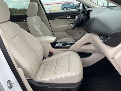 Used 2023 Buick Envision Avenir AWD/4WD image 21