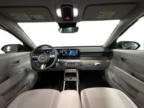 Certified 2025 Hyundai Kona SEL image 15