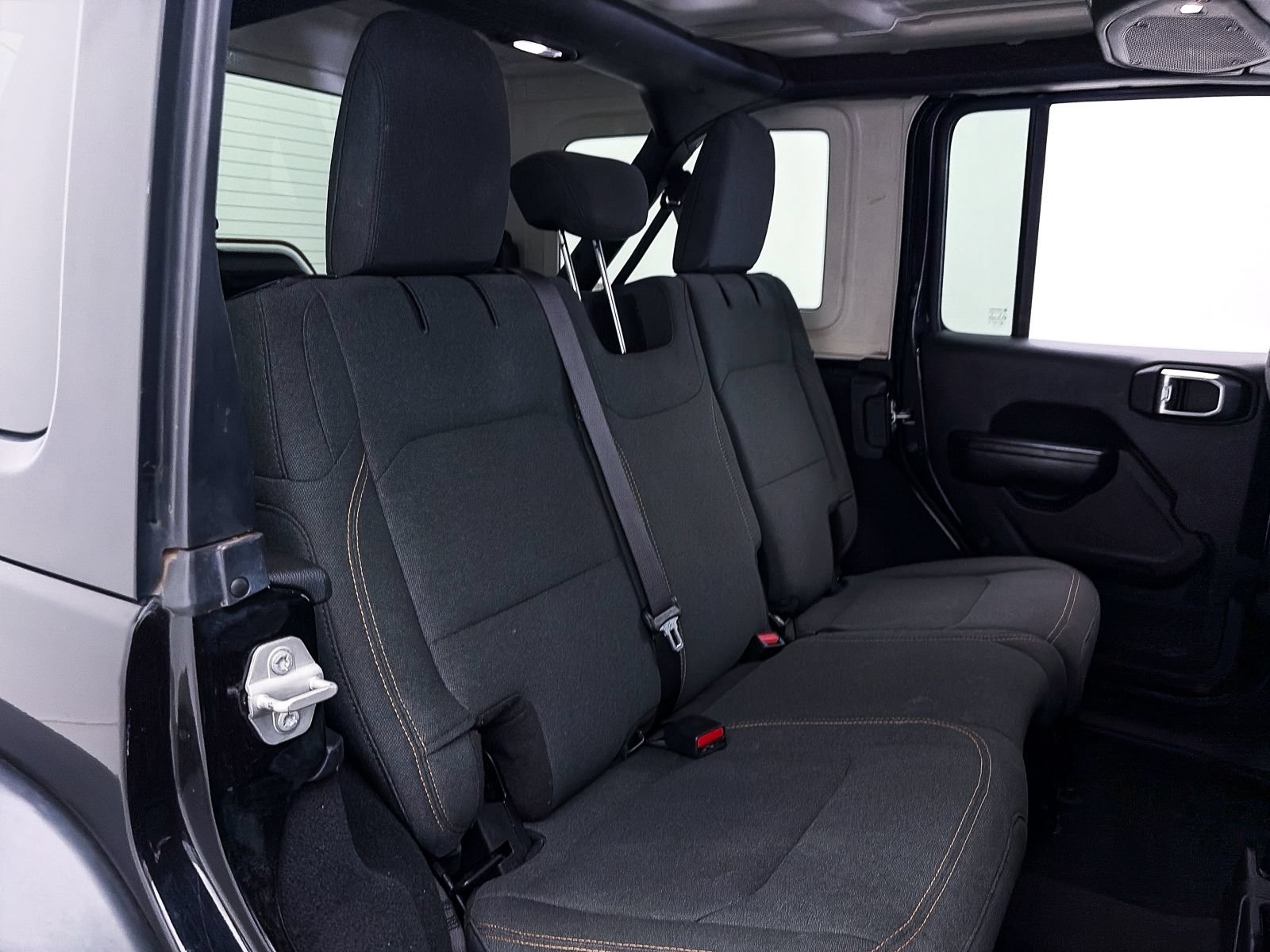 Used 2024 Jeep Wrangler Unlimited Sport AWD/4WD image 37