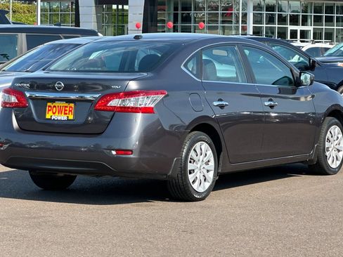 Used 2015 Nissan Sentra SV FWD image 4
