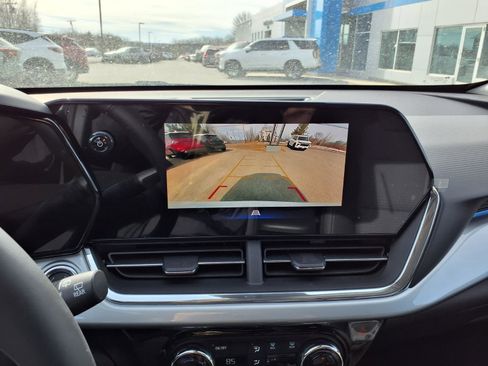 New 2026 Chevrolet Trax LT w/ LT Convenience Package image 10