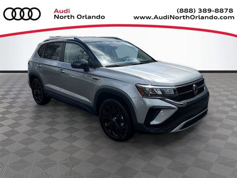 Used 2023 Volkswagen Taos SE w/ Panoramic Sunroof Package image 1