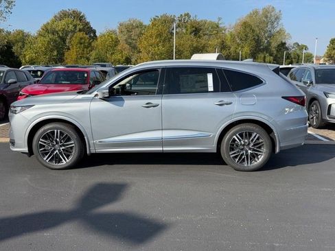 Used 2026 Acura MDX w/ Advance Package image 2