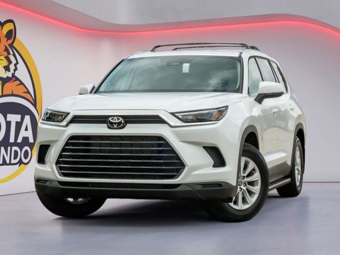 New 2026 Toyota Grand Highlander AWD image 1