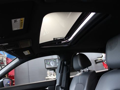 Used 2022 Honda Civic Sport Touring image 23