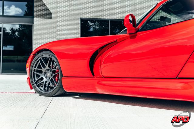 Used 1997 Dodge Viper GTS RWD image 27