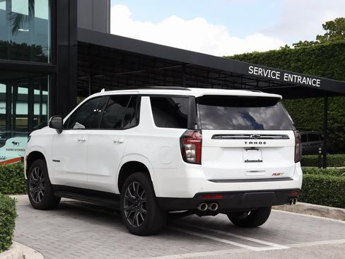 Used 2024 Chevrolet Tahoe RST w/ Sport Performance Package image 5