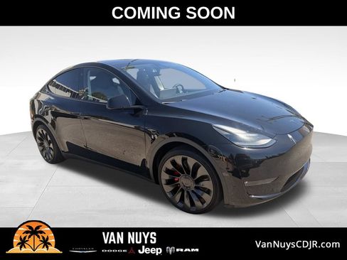 Used 2022 Tesla Model Y Performance AWD/4WD image 1