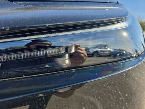 New 2026 Toyota Prius XLE image 31