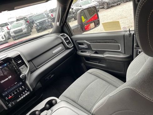 Used 2024 RAM 2500 Big Horn w/ Night Edition AWD/4WD image 23
