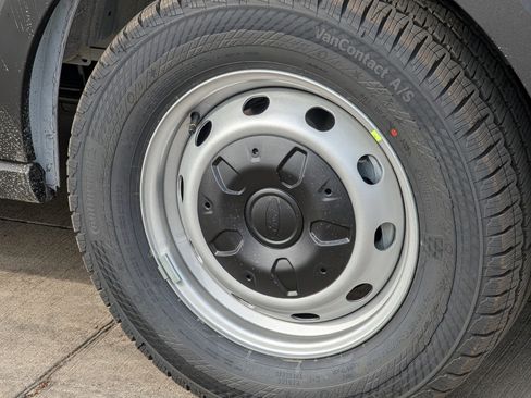 New 2026 Ford Transit 350 XL image 9