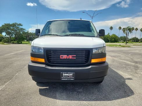 New 2025 GMC Savana 2500 Extended w/ Driver Convenience Package RWD image 3