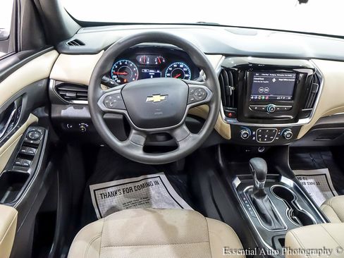Used 2023 Chevrolet Traverse LS w/ Safety Package AWD/4WD image 18