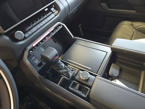 New 2026 Toyota Tundra Platinum image 13